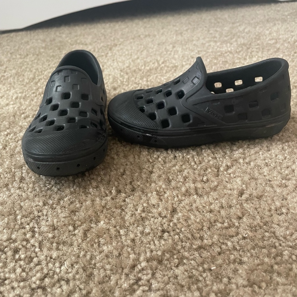 Vans - foam slides - Toddler size 8
